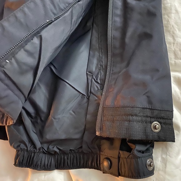 LL.Bean snow pants w/ adjustable waist & wide legs - Picture 3 of 8